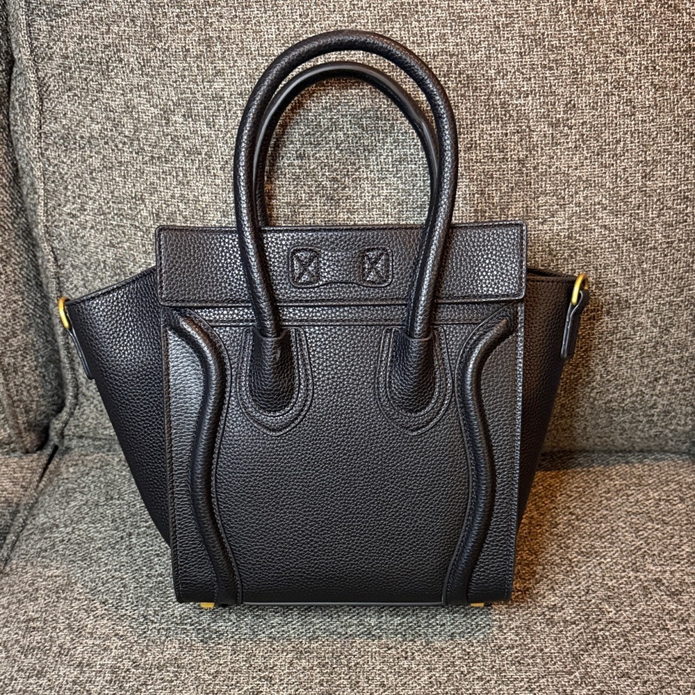 Elegant Black Handbag/Satchel - Picture 7 of 16